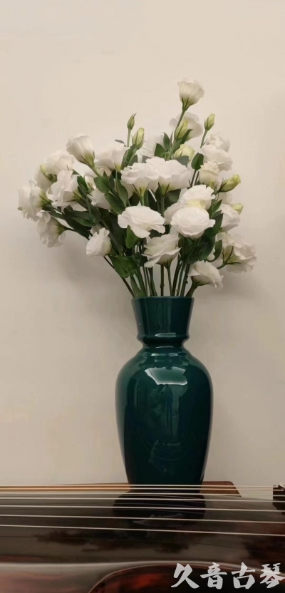 延安市早安  人生如花，我们都是自己航船的船长。